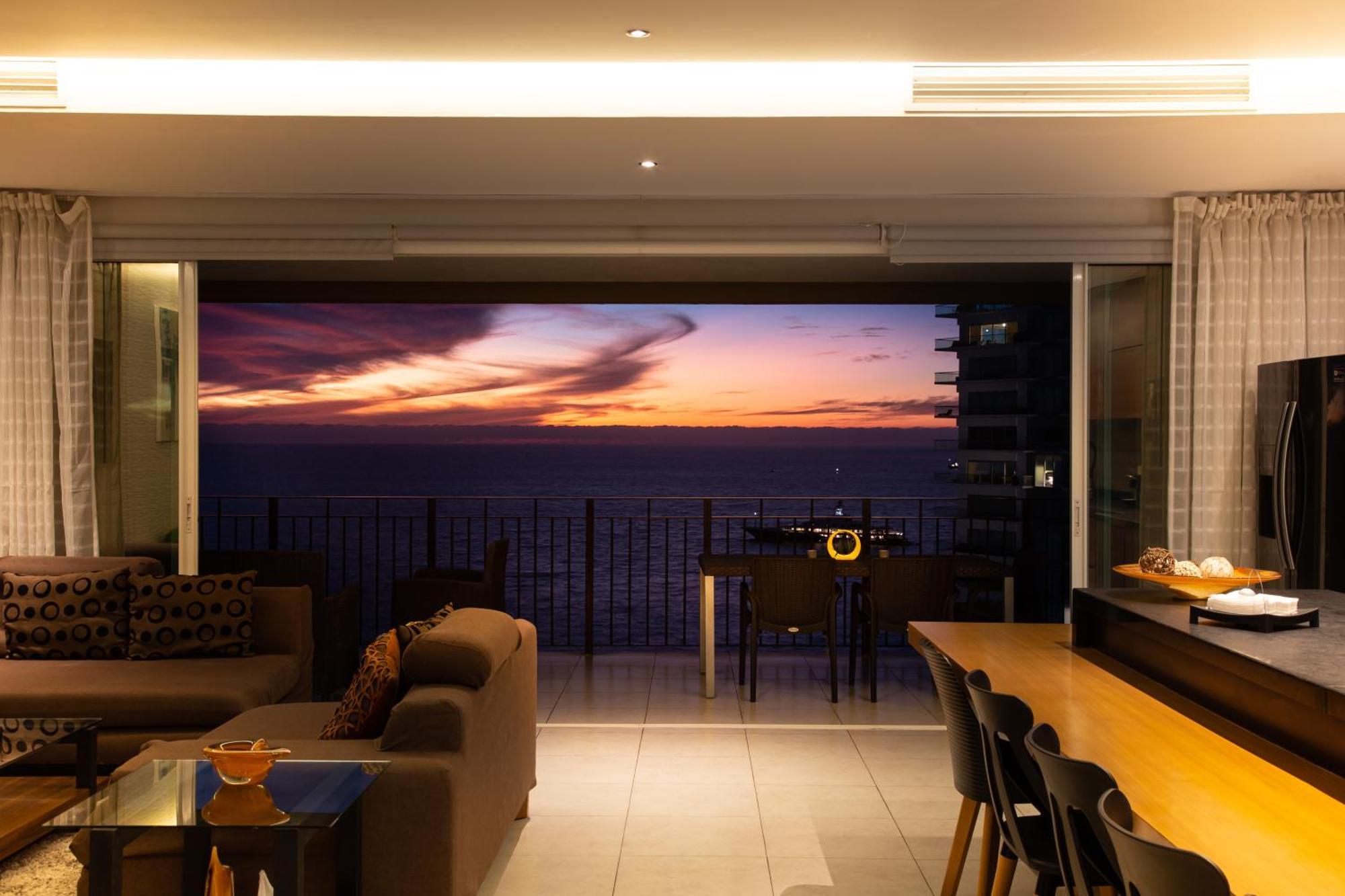 Gorgeous 15 Floor Grand Venetian Apartment Puerto Vallarta Luaran gambar